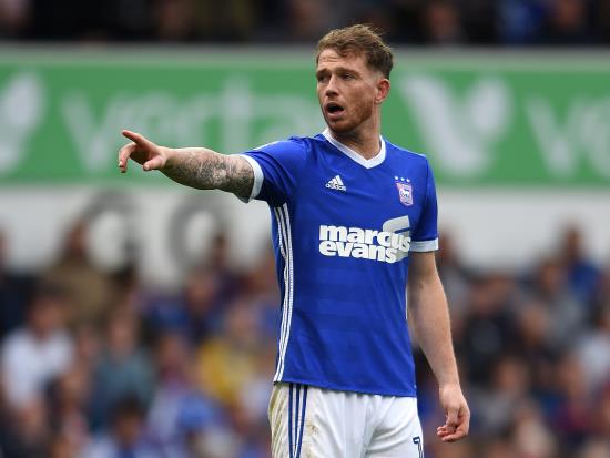 Joe Garner earns Ipswich draw with late equaliser at Bolton