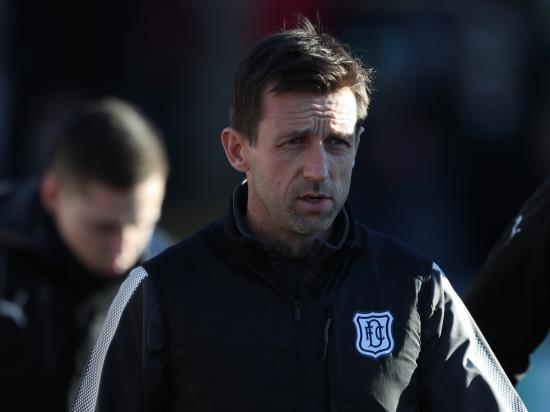Neil McCann unhappy with referee after Dundee’s defeat to Hibs