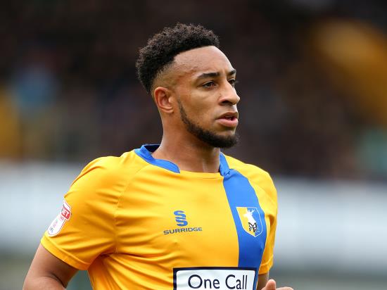 Mansfield without banned Bennett for Colchester clash