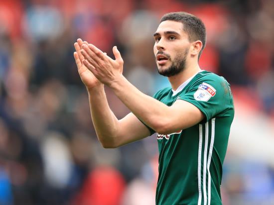Brentford maintain play-off hopes