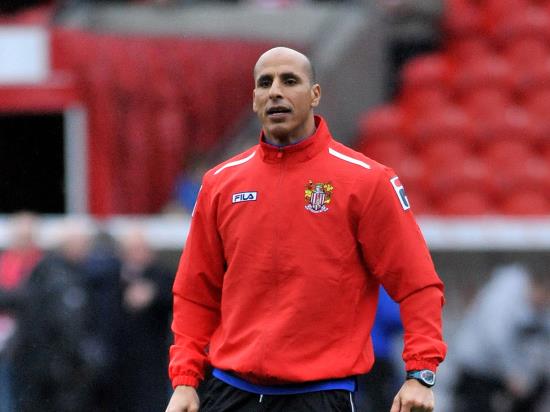 Stevenage boss Dino Maamria may have fully-fit squad against Mansfield