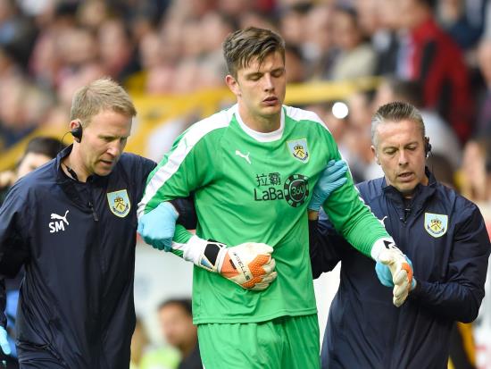 Nick Pope taken to hospital with shoulder injury after Burnley draw at Aberdeen