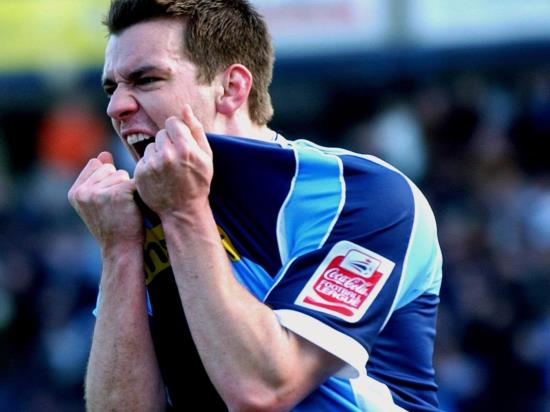 Late Matt Bloomfield goal rescues point for Wycombe at Plymouth