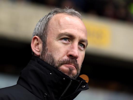 Shaun Derry hails Jamie Mackie as Oxford move off the foot of League One