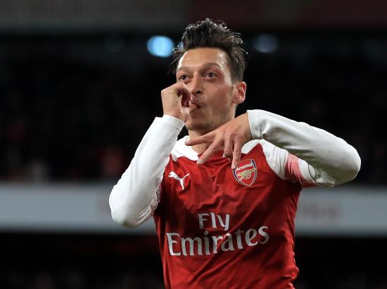 Arsenal 3 - 1 Leicester City: Ozil stars as Arsenal make it a perfect 10 with victory over Leicester