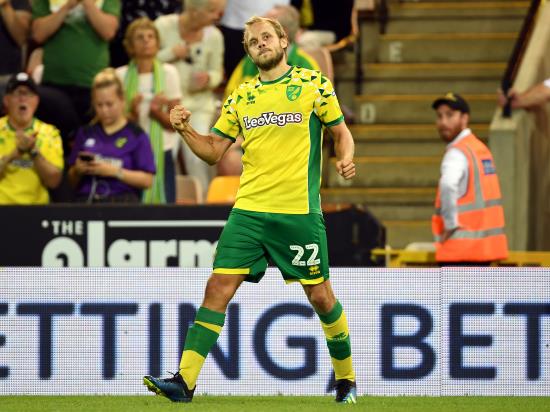 Pukki pounces to clinch dramatic win for Norwich over Millwall