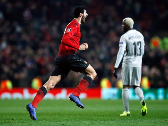 Manchester United struggle past Young Boys as Fellaini nets stoppage-time winner