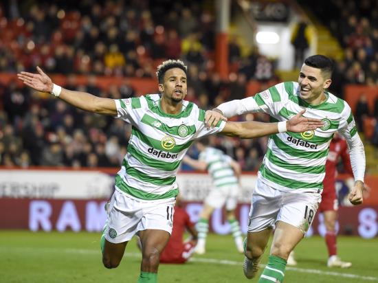 Scott Sinclair hat-trick lifts leaders Celtic to narrow victory over Aberdeen