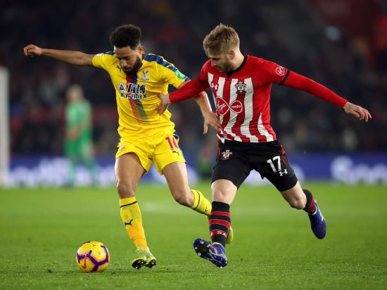 Southampton battle back to earn draw as Palace finish with 10 men