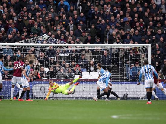 Hammers stage late fightback to deny Huddersfield