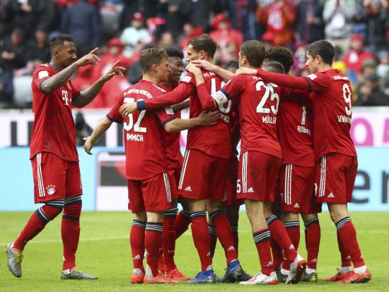 Bayern edge closer to Bundesliga title with victory over 10-man Hannover