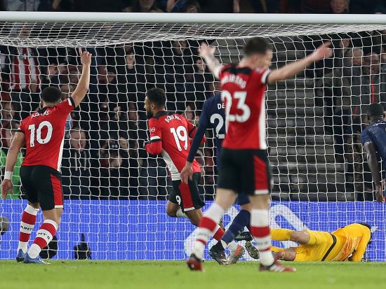Boufal’s late leveller condemns Spurs to FA Cup replay