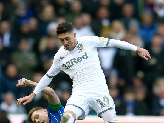 Leeds take firm grip on second with win over Reading