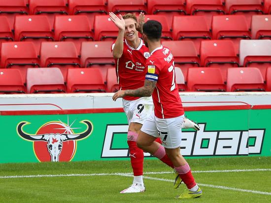 Cauley Woodrow cuts down Forest as Barnsley start with a win