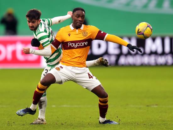 Devante Cole hits the post as Motherwell draw with St Mirren