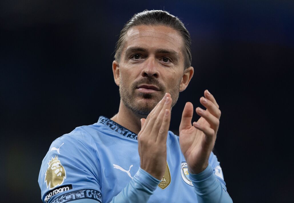 Man City sign two stars, De Bruyne on verge of deal, Chelsea rejected
