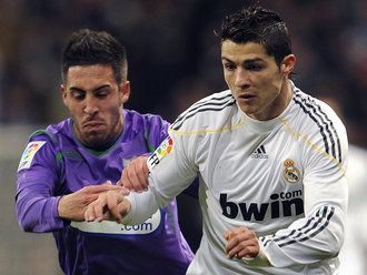 Two-goal Ronaldo sent off in Real win
