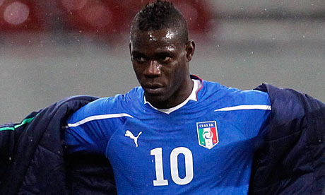 Mario Balotelli sick of racist abuse with Italy national side