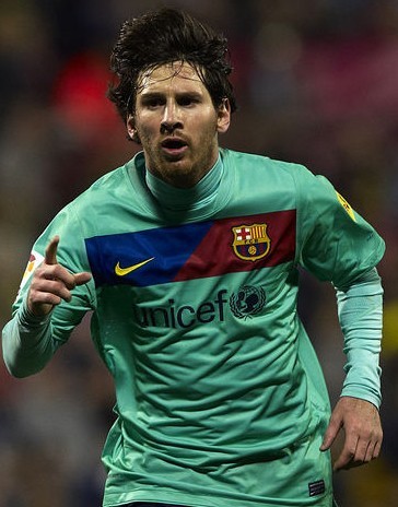 Messi at the double again for Barca
