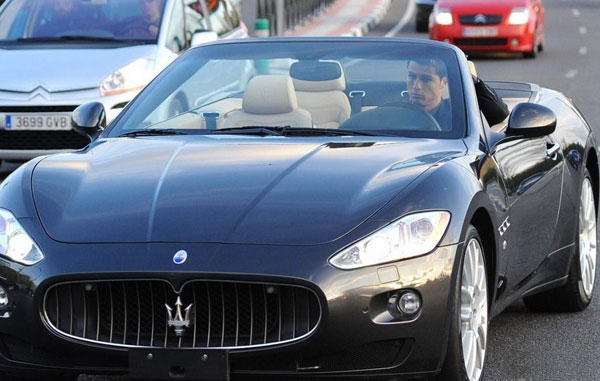 Cristiano Ronaldo's new ad - luxyry sports car