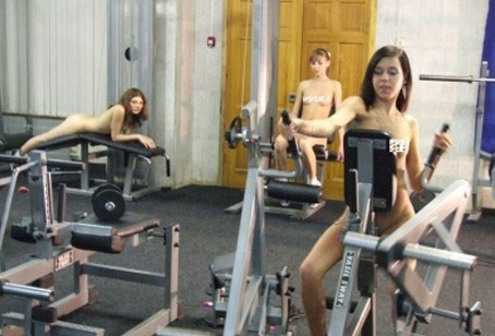 Netherlands - the first Gym offers naked exercise in the world