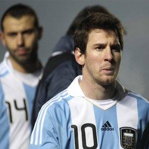 'Argentina woe not Messi's fault'