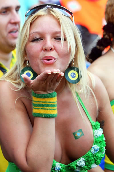 The Sexiest Soccer Fans