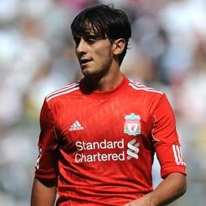 Aquilani joins Milan from Liverpool