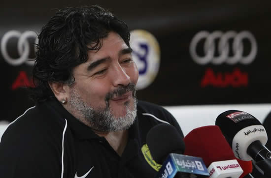 Maradona loses cool and kicks out at fan in Dubai