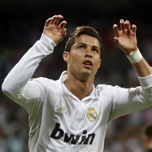 Ronaldo eyes 100-goal mark for Real
