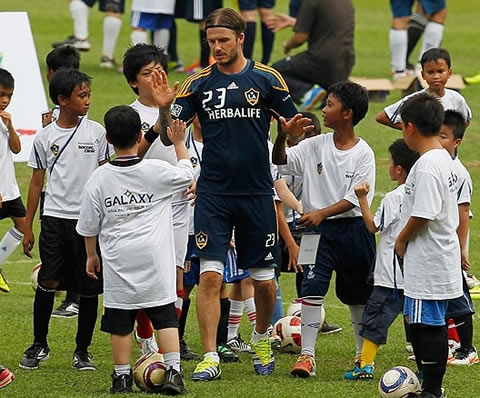 David Beckham's on hand to help youngsters