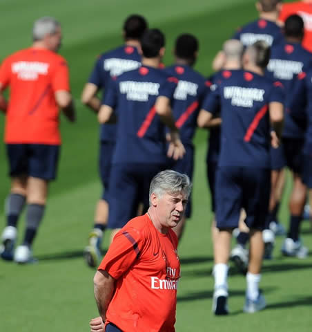 Ancelotti takes charge of PSG training