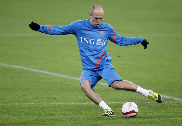 England v Holland: Players taining at Wembley