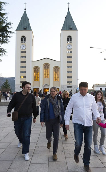 Time for prayers? Mancini takes break from mind games at religious site in Bosnia