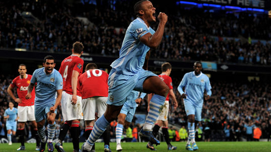 Manchester City 1 : 0 Manchester United - Title in City's hands after derby win