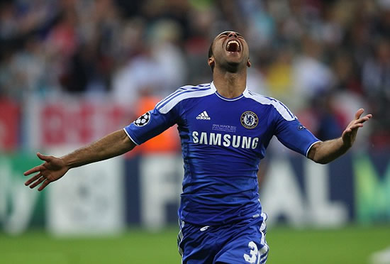 Kings of Europe: Di Matteo and Chelsea's spirit praised after Champions League win