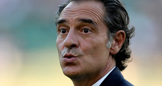 Prandelli has faith in Mario - Azzurri coach may consider taking all six of his selected strikers