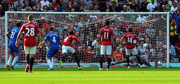 Man United 4 Wigan 0: Ferguson's old masters stir the young blood