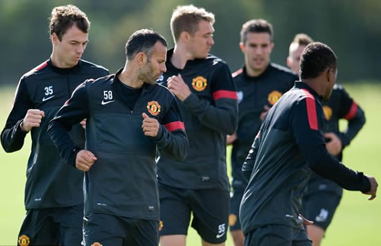 Giggs backs Van Persie to fire Man United to Champions League glory