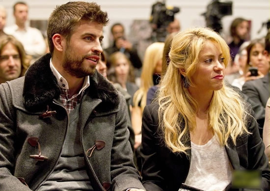 Shakira: Pregnant with First Child!