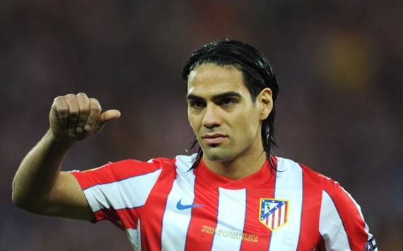 Chelsea target Falcao is irreplaceable, says Diego Simeone