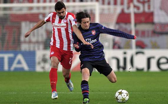 Olympiakos 2-1 Arsenal: Rosicky strike not enough as Gunners miss out on top spot
