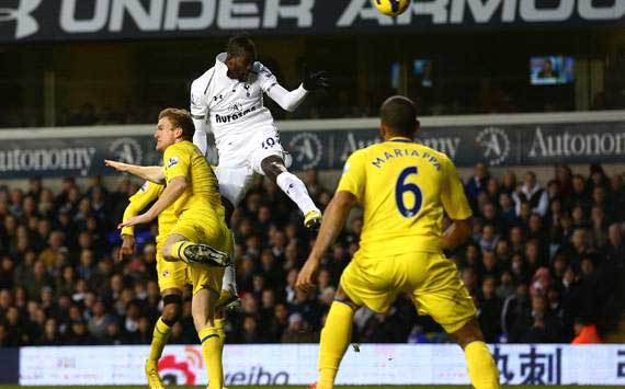 Tottenham 3-1 Reading: Adebayor & Dempsey lift in-form Spurs up to third
