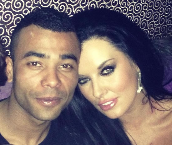 Nymphomaniac and Ashley Cole rekindle romance! Chelsea lothario seen in Surrey bar with reality TV star Anna Kelle