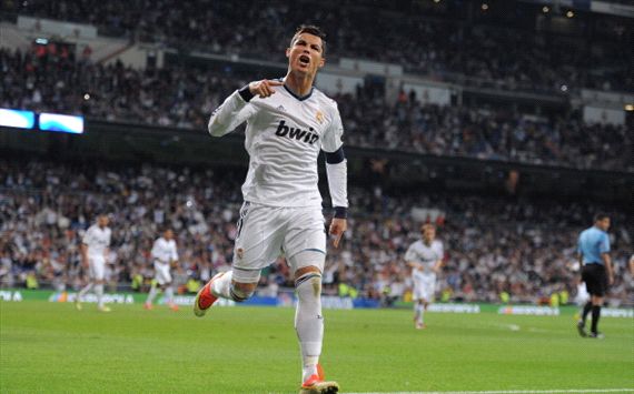 Real Madrid 6-2 Malaga: Ronaldo reaches 200 goals in romp