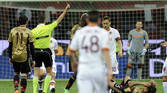 Muntari, Totti see red in Milan-Roma draw