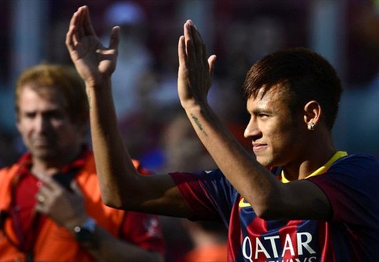 Neymar: I want to help Messi stay the best