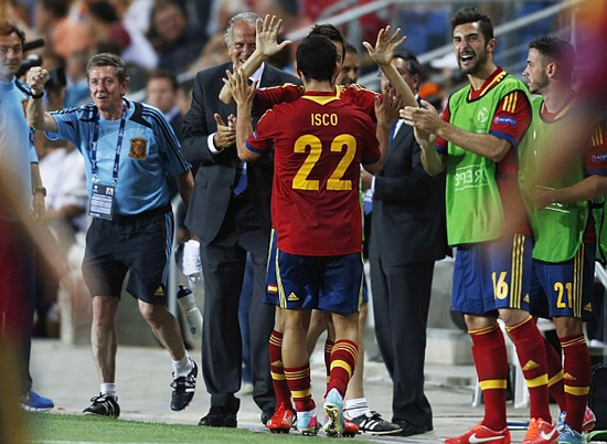 Isco leads Spain to the Promised Land