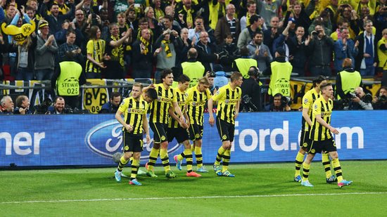 Dortmund chief impressed by young Hofmann