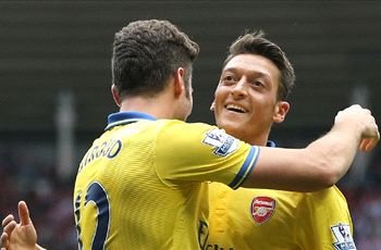 Giroud: Everything is easier with Ozil